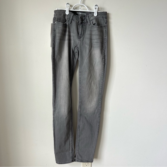 CALVIN KLEIN Ultimate Skinny Faded Gray Wash Jeans—SZ. 2 x 32 - Picture 4 of 14